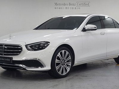 MERCEDES-BENZ E-CLASS - 1