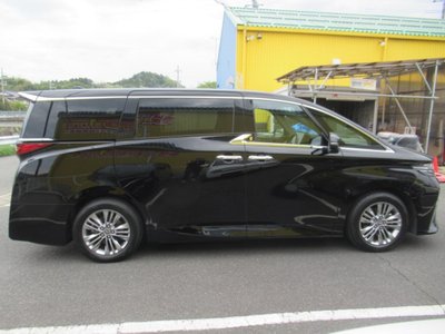 TOYOTA ALPHARD - 4