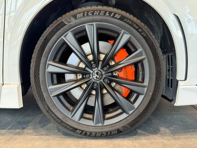 صورة 8 لـ 2024 Lexus RX