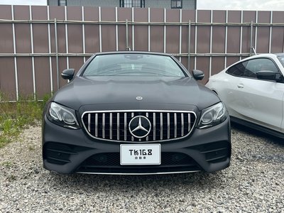 MERCEDES-BENZ E-CLASS CABRIOLET - 2