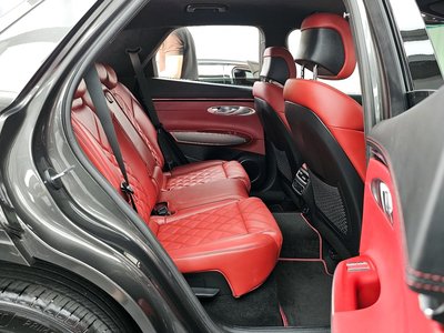 صورة مصغرة 12 لـ 2024 Genesis GV70