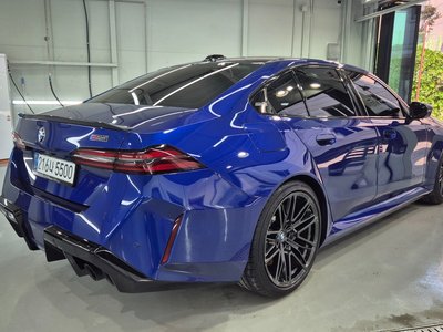2025 BMW M5 照片 4