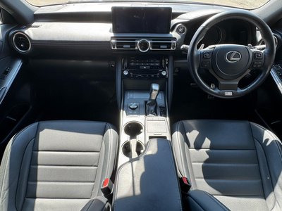 LEXUS IS - 4