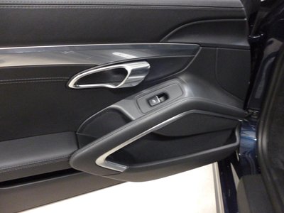 صورة مصغرة 24 لـ 2013 Porsche 911
