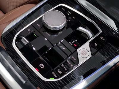 2024 BMW X5 缩略图 11