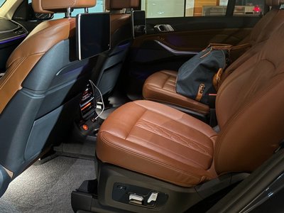 BMW X7 - 10