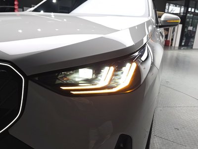 2025 BMW X3 照片 9