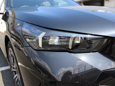 BMW 5 SERIES TOURING - 8