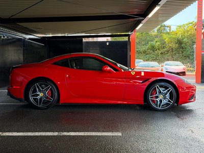 FERRARI CALIFORNIA - 9