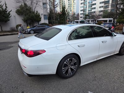 MERCEDES-BENZ E-CLASS - 5