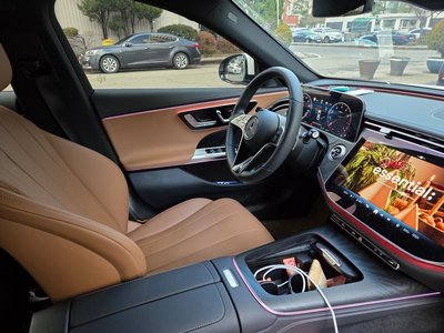 MERCEDES-BENZ E-CLASS - 3