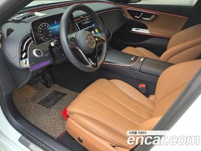 MERCEDES-BENZ E-CLASS - 7