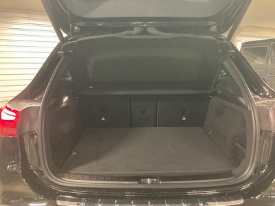 MERCEDES-BENZ EQA - 10