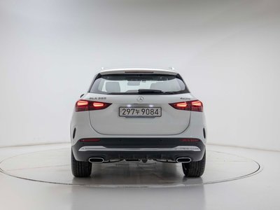 MERCEDES-BENZ GLA - 3