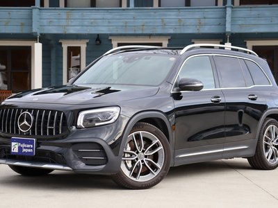 MERCEDES-BENZ GLB AMG