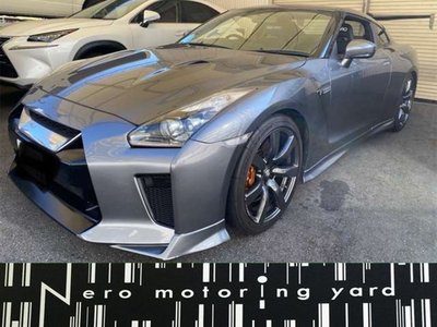 NISSAN GT-R