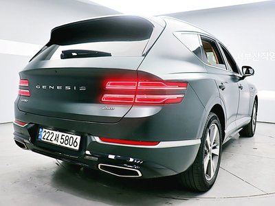 GENESIS GV80 - 3