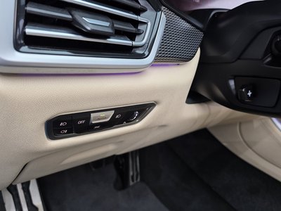 2021 BMW X5 — миниатюра 30