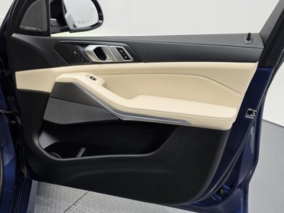 2021 BMW X5 — миниатюра 15