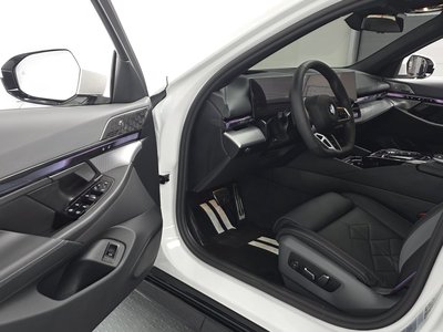 2026 BMW 5 SERIES photo 10