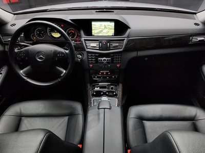 MERCEDES-BENZ E-CLASS - 5