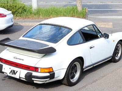 1983 Porsche 911 照片 2