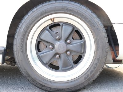 1983 Porsche 911 照片 16