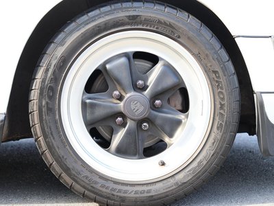 1983 Porsche 911 照片 14