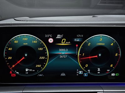 MERCEDES-BENZ GLE - 8