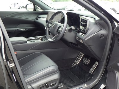 2023 Lexus RX thumbnail 40