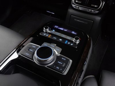 2020 Genesis G90 — миниатюра 11