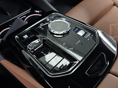 2026 BMW 5 SERIES 缩略图 12