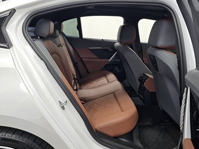 2026 BMW 5 SERIES 缩略图 18