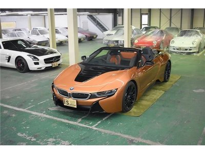 BMW I8 ROADSTER - 4