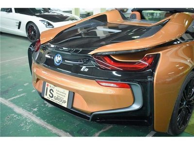 BMW I8 ROADSTER - 8