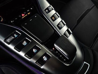 MERCEDES-BENZ GT AMG - 9