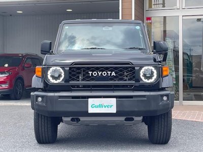 TOYOTA LAND CRUISER 70 - 3
