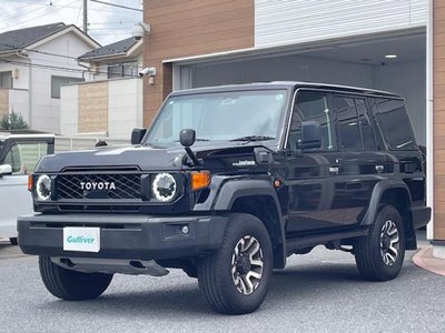 TOYOTA LAND CRUISER 70 - 4