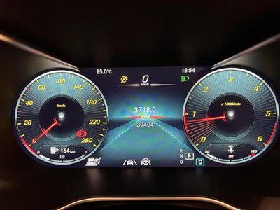 MERCEDES-BENZ GLC - 3