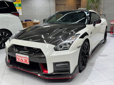 NISSAN GT-R