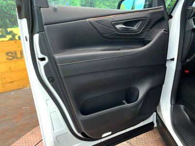 صورة مصغرة 67 لـ 2026 Toyota ALPHARD