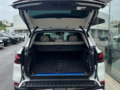 2025 BMW X5 — миниатюра 17