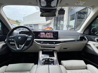 2025 BMW X5 — фото 4