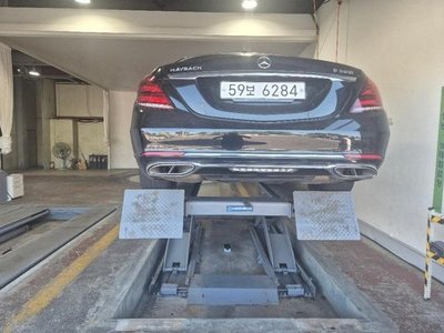 2018 Mercedes-BENZ S-CLASS 照片 2