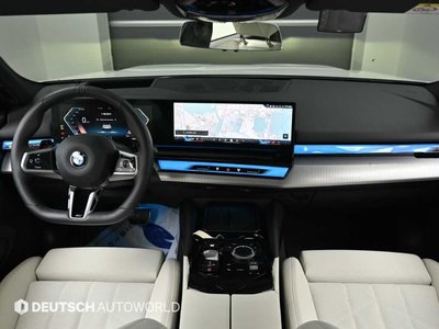 2025 BMW 5 SERIES — фото 4