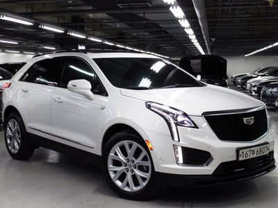 CADILLAC XT5 - 1