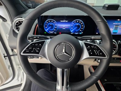 2025 Mercedes-BENZ EQB 缩略图 14