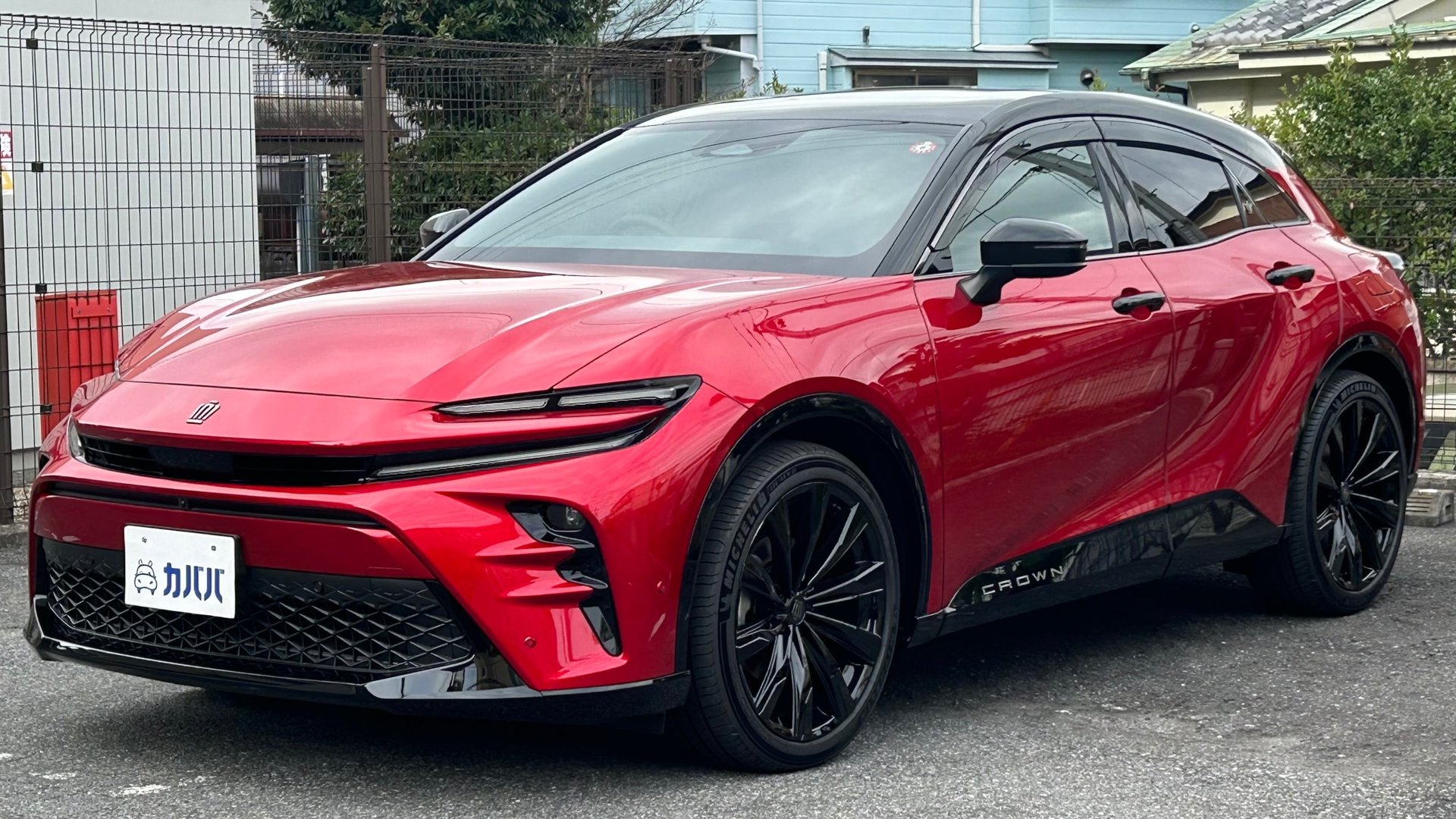 TOYOTA CROWN SPORT - View 1