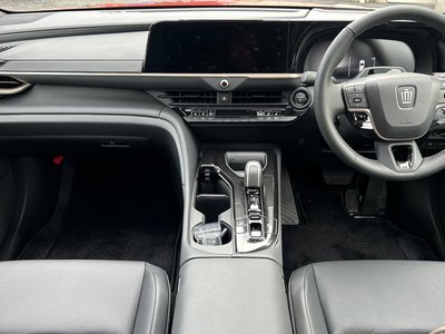 TOYOTA CROWN SPORT - 8