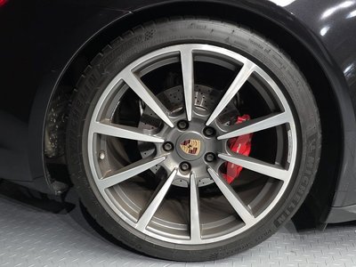 PORSCHE 911 - 6
